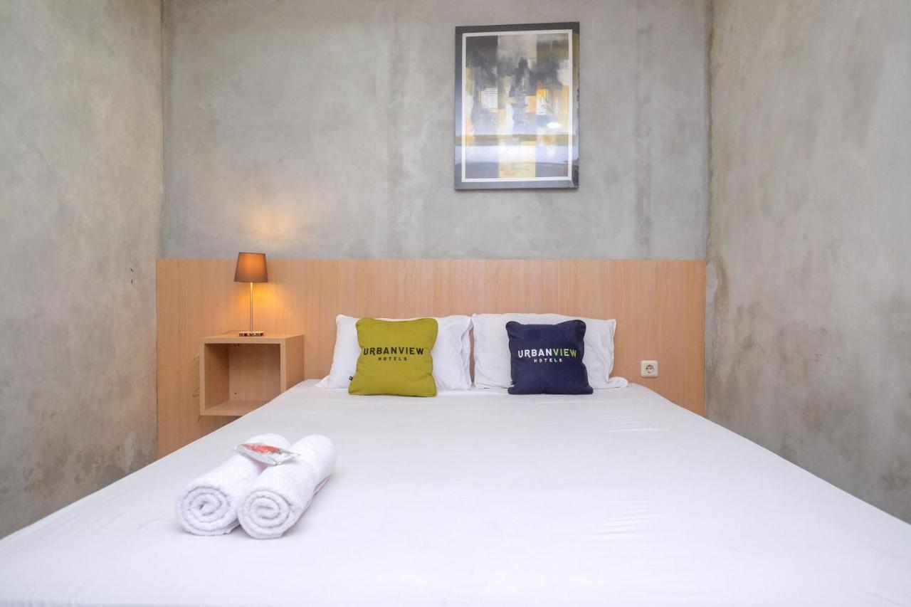 Urbanview Hotel Syariah Artamara Tegal By Reddoorz Eksteriør billede
