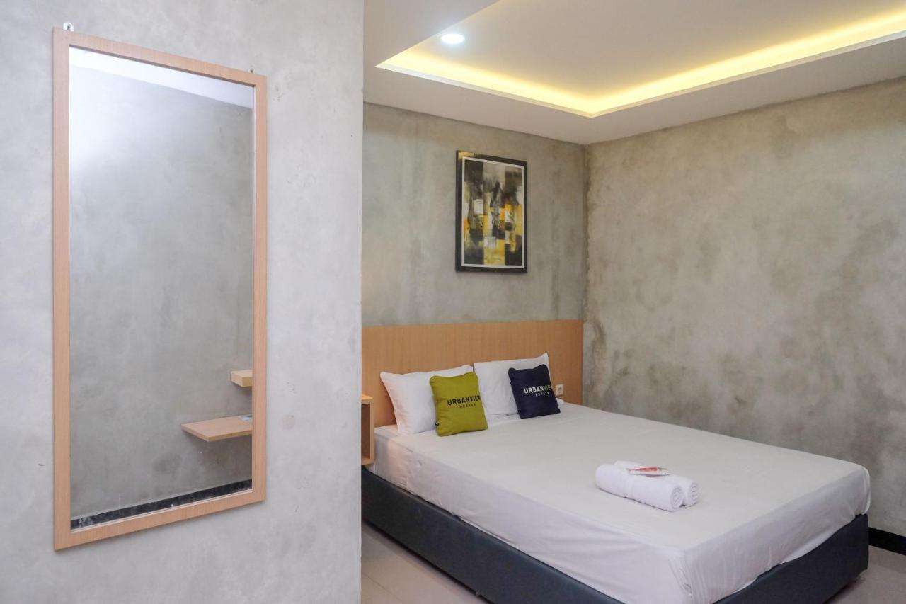 Urbanview Hotel Syariah Artamara Tegal By Reddoorz Eksteriør billede